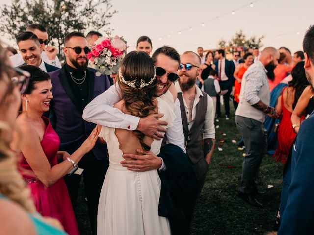 La boda de Toni y María en Caracuel De Calatrava, Ciudad Real 87