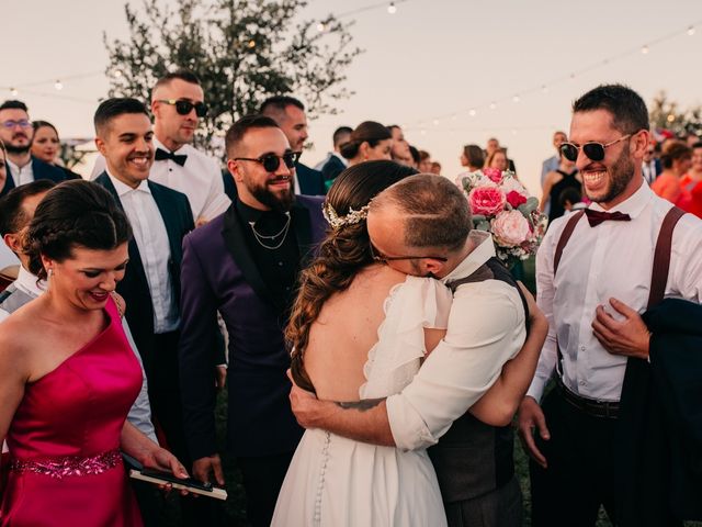 La boda de Toni y María en Caracuel De Calatrava, Ciudad Real 88