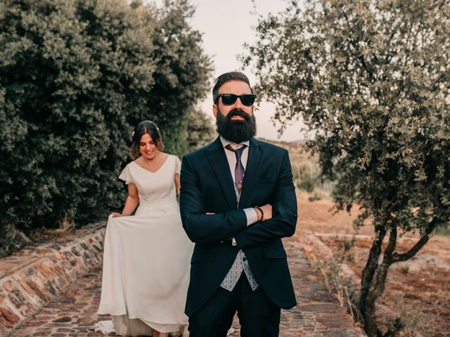 La boda de Toni y María en Caracuel De Calatrava, Ciudad Real 95