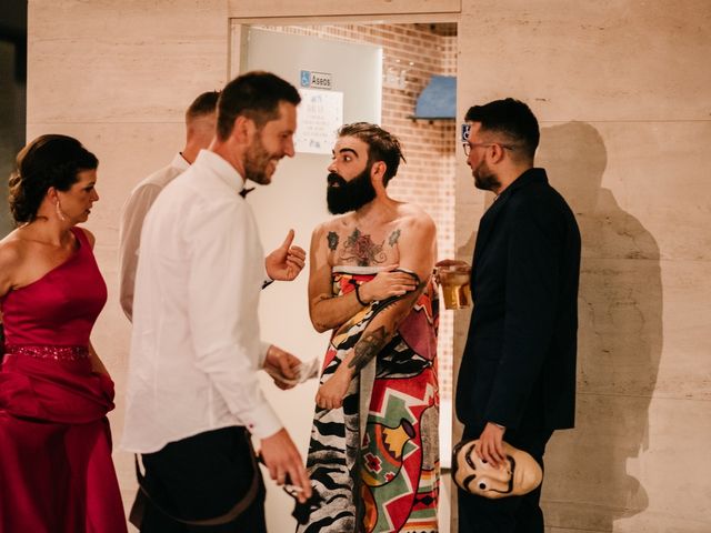 La boda de Toni y María en Caracuel De Calatrava, Ciudad Real 154