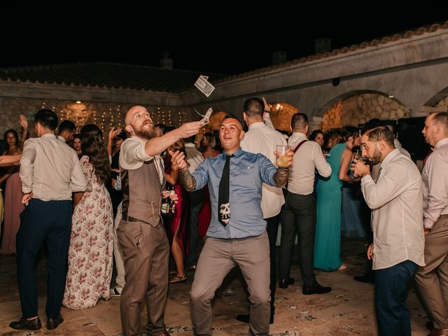 La boda de Toni y María en Caracuel De Calatrava, Ciudad Real 155