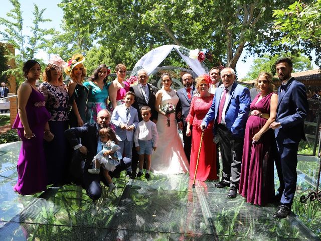 La boda de Julián  y Noelia en Piedrabuena, Ciudad Real 29