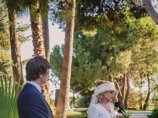 La boda de Xavi y Luisa en Sant Vicent Del Raspeig/san Vicente Del, Alicante 51