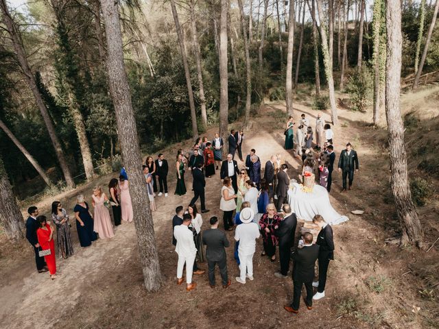 La boda de Yann y Tiphanie en Castelladral, Barcelona 37