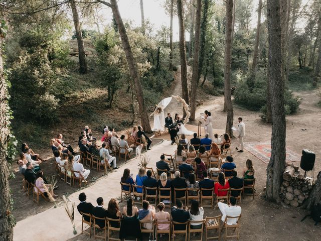 La boda de Yann y Tiphanie en Castelladral, Barcelona 38