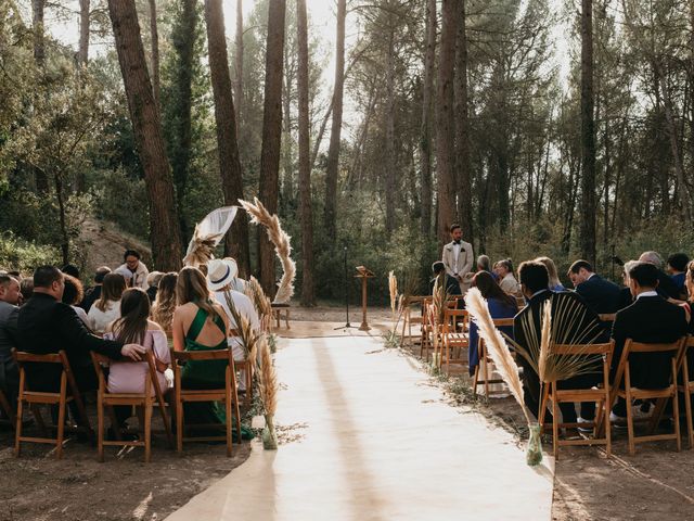 La boda de Yann y Tiphanie en Castelladral, Barcelona 39