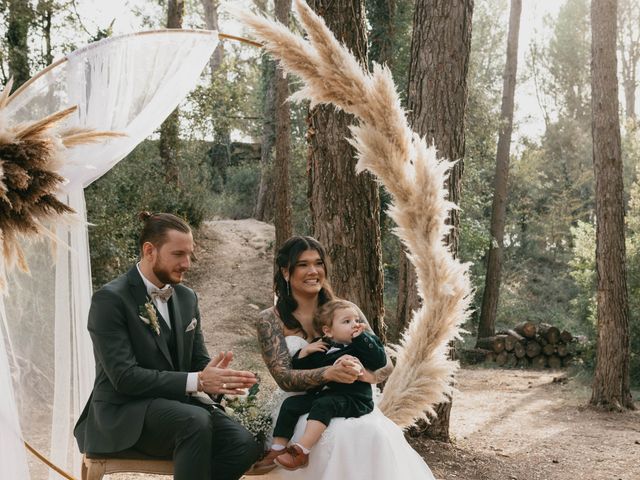 La boda de Yann y Tiphanie en Castelladral, Barcelona 77