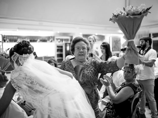 La boda de Caty y Juanvi en Rus, Jaén 43