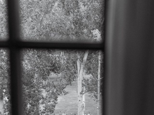 La boda de Anthony y Jessica en Pont De Molins, Girona 12