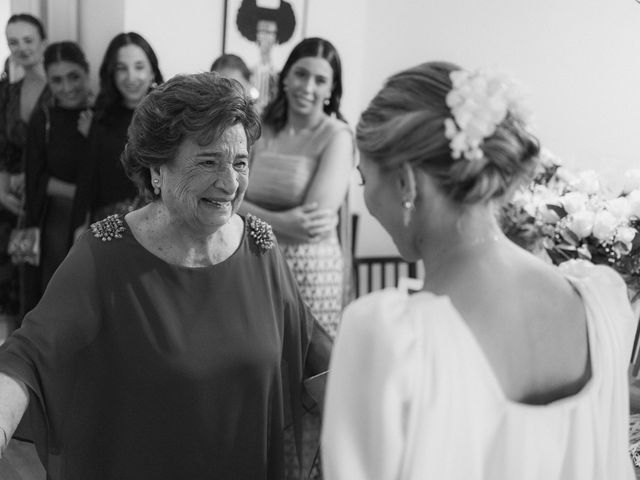 La boda de Marta y Rafa en Sevilla, Sevilla 16