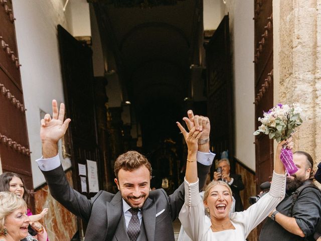 La boda de Marta y Rafa en Sevilla, Sevilla 41