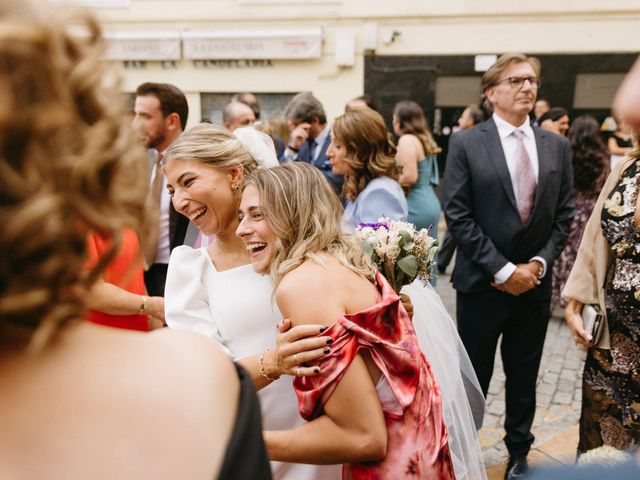 La boda de Marta y Rafa en Sevilla, Sevilla 43