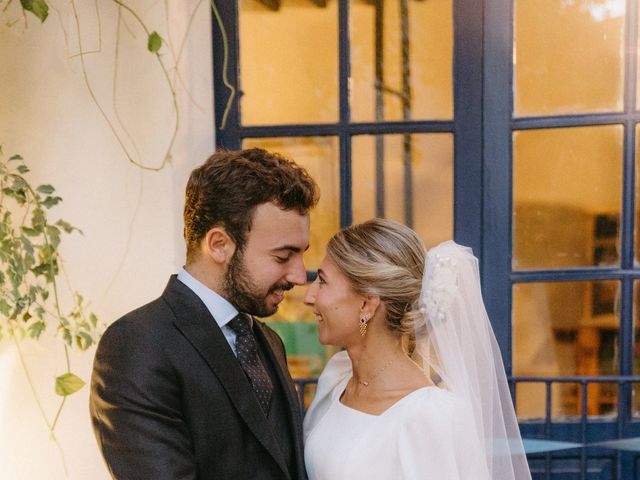 La boda de Marta y Rafa en Sevilla, Sevilla 46