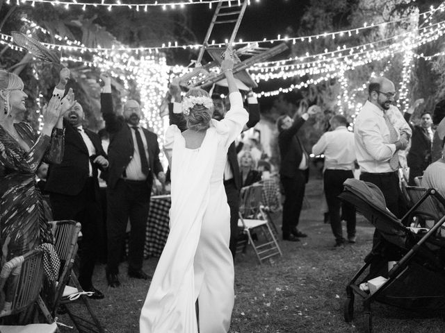 La boda de Marta y Rafa en Sevilla, Sevilla 75