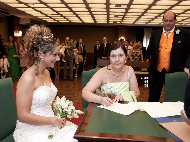 La boda de Rafael y Amparo en Brunete, Madrid 53
