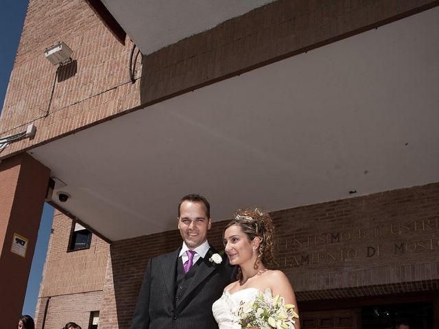 La boda de Rafael y Amparo en Brunete, Madrid 64