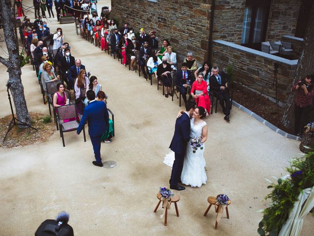 La boda de Gorka y Gemma en Vigo De Sanabria, Zamora 22