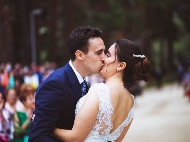 La boda de Gorka y Gemma en Vigo De Sanabria, Zamora 43