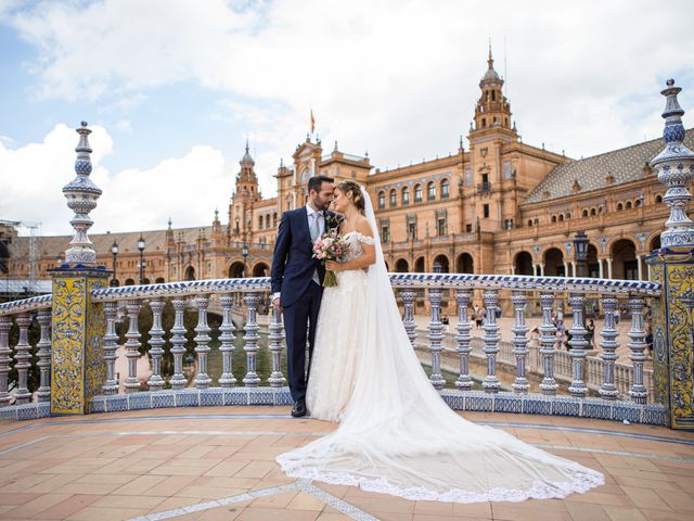 La boda de Miguel y Monica en Sevilla, Sevilla 21