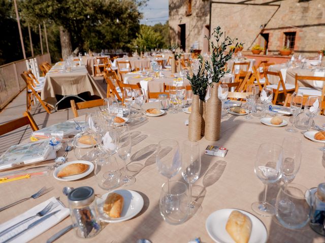 La boda de Alfred y Jenny en El Pont De Vilumara I Rocafort, Barcelona 30