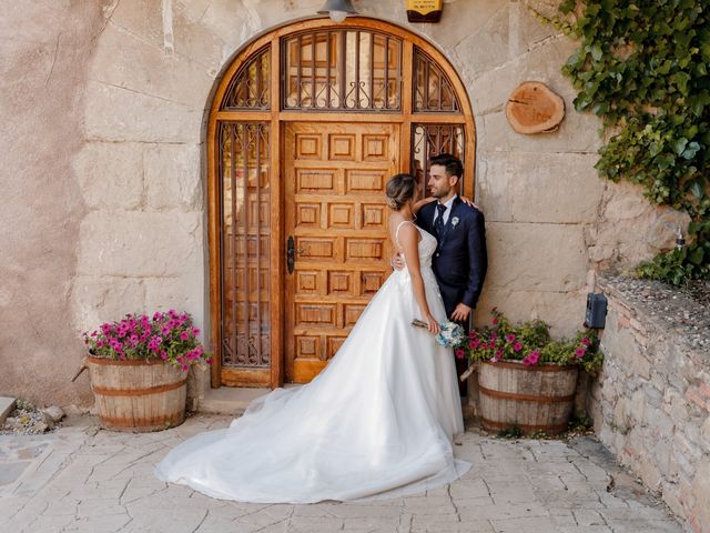 La boda de Alfred y Jenny en El Pont De Vilumara I Rocafort, Barcelona 34