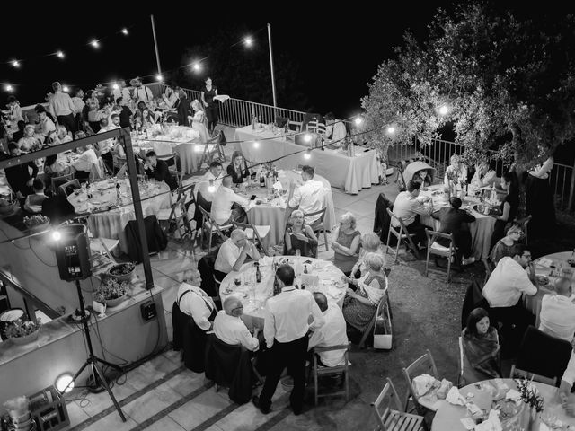 La boda de Alfred y Jenny en El Pont De Vilumara I Rocafort, Barcelona 76