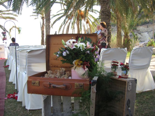 La boda de Antonio y Ana en La/villajoyosa Vila Joiosa, Alicante 57
