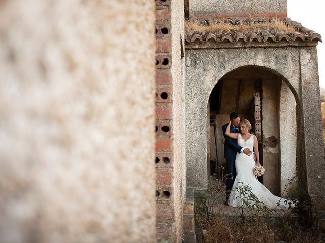 La boda de Beatriz y Joaquín en Logrosan, Cáceres 21