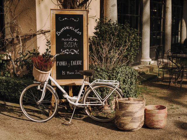 La boda de Kike y Mónica  en Finca De Las Jarillas, Madrid 18