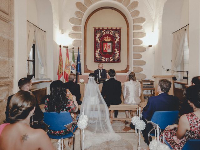 La boda de Álvaro y Estefanía en Cáceres, Cáceres 45