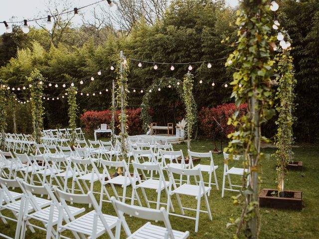 La boda de Angel y Lina en Sant Fost De Campsentelles, Barcelona 24