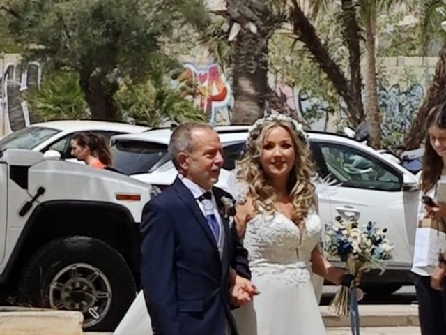 La boda de Araceli  y Sebastián  en Valencia, Valencia 3