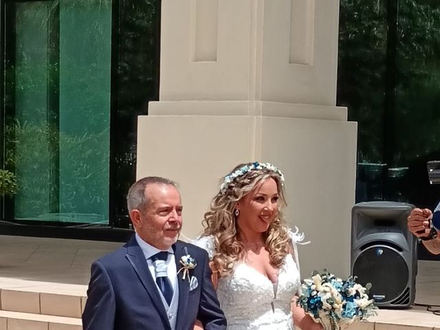 La boda de Araceli  y Sebastián  en Valencia, Valencia 7