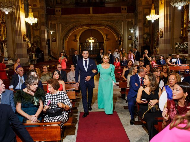 La boda de Marta y Diego en Santa Marta De Los Barros, Badajoz 25