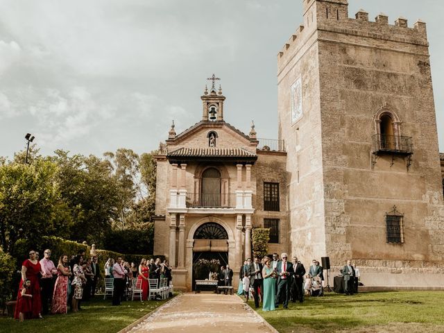 La boda de Rodrigo y Priscila en Fuentes De Andalucia, Sevilla 13