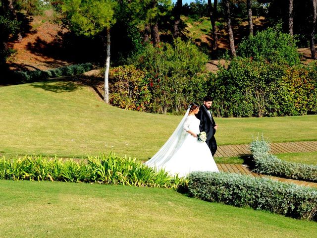 La boda de Laura y Telmo en Lloret De Mar, Girona 29