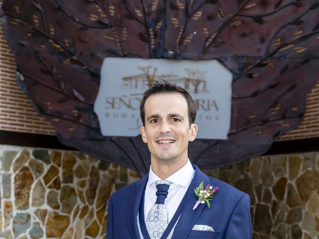 La boda de ELENA y JAVIER en Fuenlabrada, Madrid 3