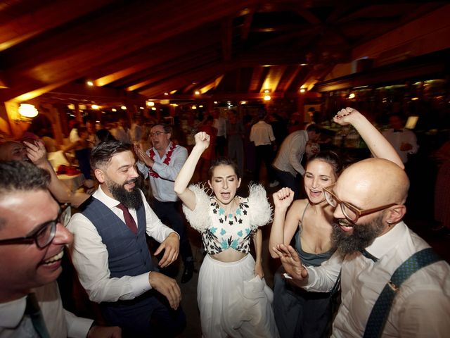 La boda de Jon y Paula en Zeanuri, Vizcaya 23