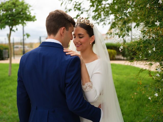 La boda de Manuel y María del Rocío en Olivares, Sevilla 22