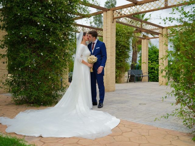 La boda de Manuel y María del Rocío en Olivares, Sevilla 24