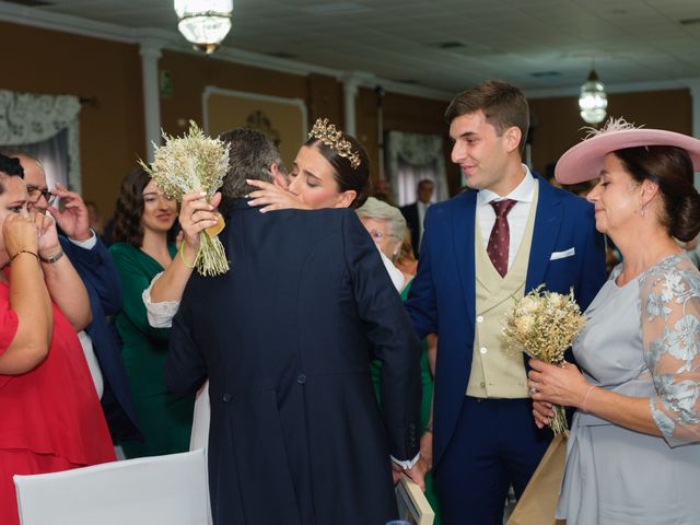 La boda de Manuel y María del Rocío en Olivares, Sevilla 29