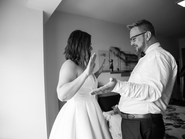 La boda de Marc y Maria Jesús en Castelló/castellón De La Plana, Castellón 23