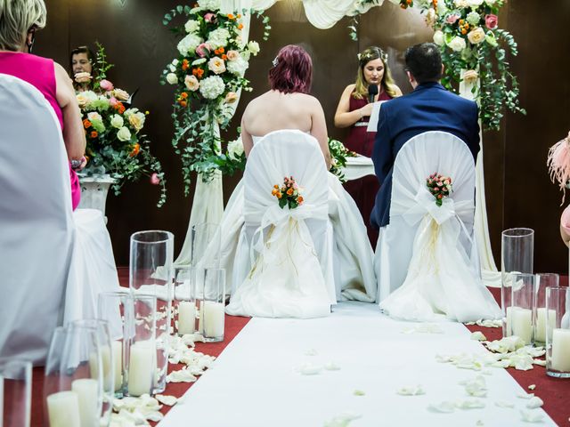 La boda de Marc y Maria Jesús en Castelló/castellón De La Plana, Castellón 43