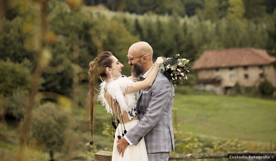 La boda de Jon y Paula en Zeanuri, Vizcaya