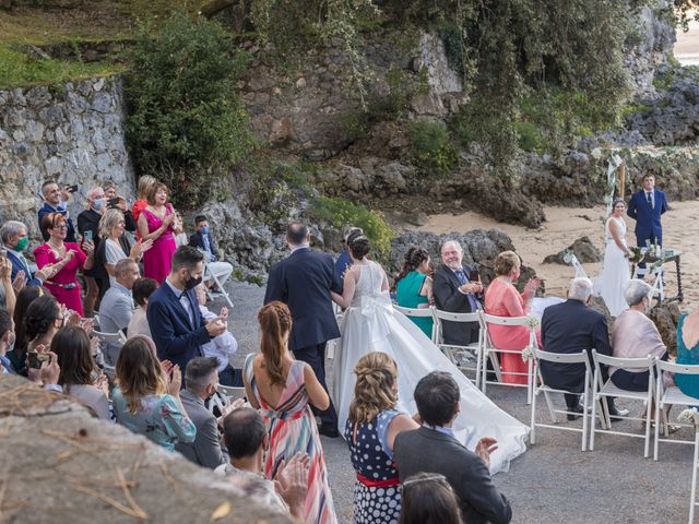La boda de Elaia y Itzi en Isla, Cantabria 7