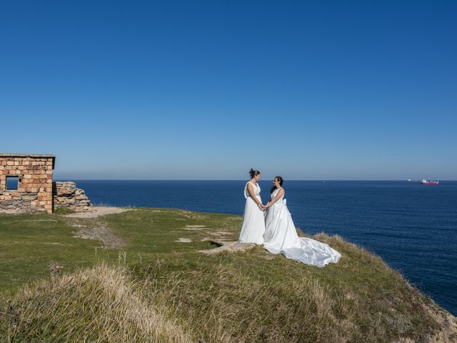 La boda de Elaia y Itzi en Isla, Cantabria 32