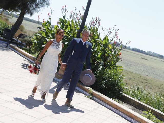 La boda de María y Javier en El Rocio, Huelva 22