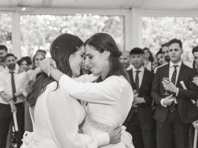 La boda de Laura y Iria en Viveiro (Casco Urbano), Lugo 16