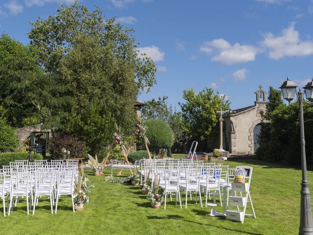 La boda de Laura y Iria en Viveiro (Casco Urbano), Lugo 47