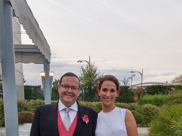 La boda de Víctor y Marta en Madrid, Madrid 5